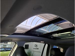 Hyundai IONIQ 9 6-Sitzer 110 kWh (307 PS) 4WD UNIQ + Panoramadach + Relax-Paket