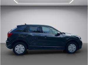 Audi Q2 30 TDI advanced , AHK, SHZ