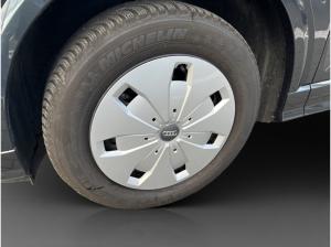 Audi Q2 30 TDI advanced , AHK, SHZ