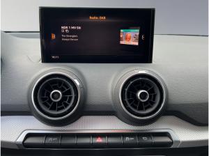 Audi Q2 30 TDI advanced , AHK, SHZ