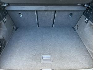 Audi Q2 30 TDI advanced , AHK, SHZ