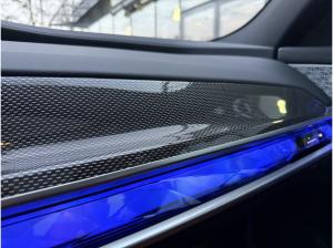BMW i7 M70 xDrive //Automatiktüren B&W UPE Euro 217.640,- inkl.