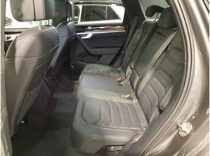 Volkswagen Touareg 3.0 V6 TDI R-Line tiptronic 4Motion Navi IQ.Light Leder Rückfahrkamera ACC