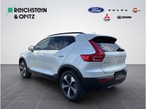 Volvo XC40 Plus Dark B3 2025