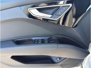 Audi Q4 e-tron 45 LED FLA AHK AUT DynLicht Kam.