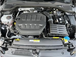 Volkswagen Golf GTI Clubsport VIII 2.0 TSI DSG / Navi, LED+