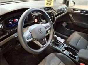 Volkswagen Touran 1.5 TSI R-Line DSG, Sportfahrwerk, Frontscheibe beheizt .