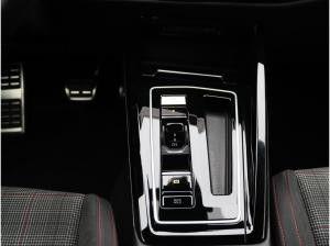 Volkswagen Golf VIII GTI 2.0 TSI DSG / Navi, App, ACC, LED+