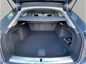 Audi A4 Avant 30 TDI LED Navi PDC+ CarPlay