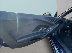 Audi R8 Coupe V10 performance RWD LED B&O Kam. Carbon