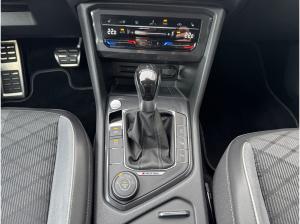 Volkswagen Tiguan Allspace R-Line 2.0TDI 4M 7-SITZE AHK STANDH