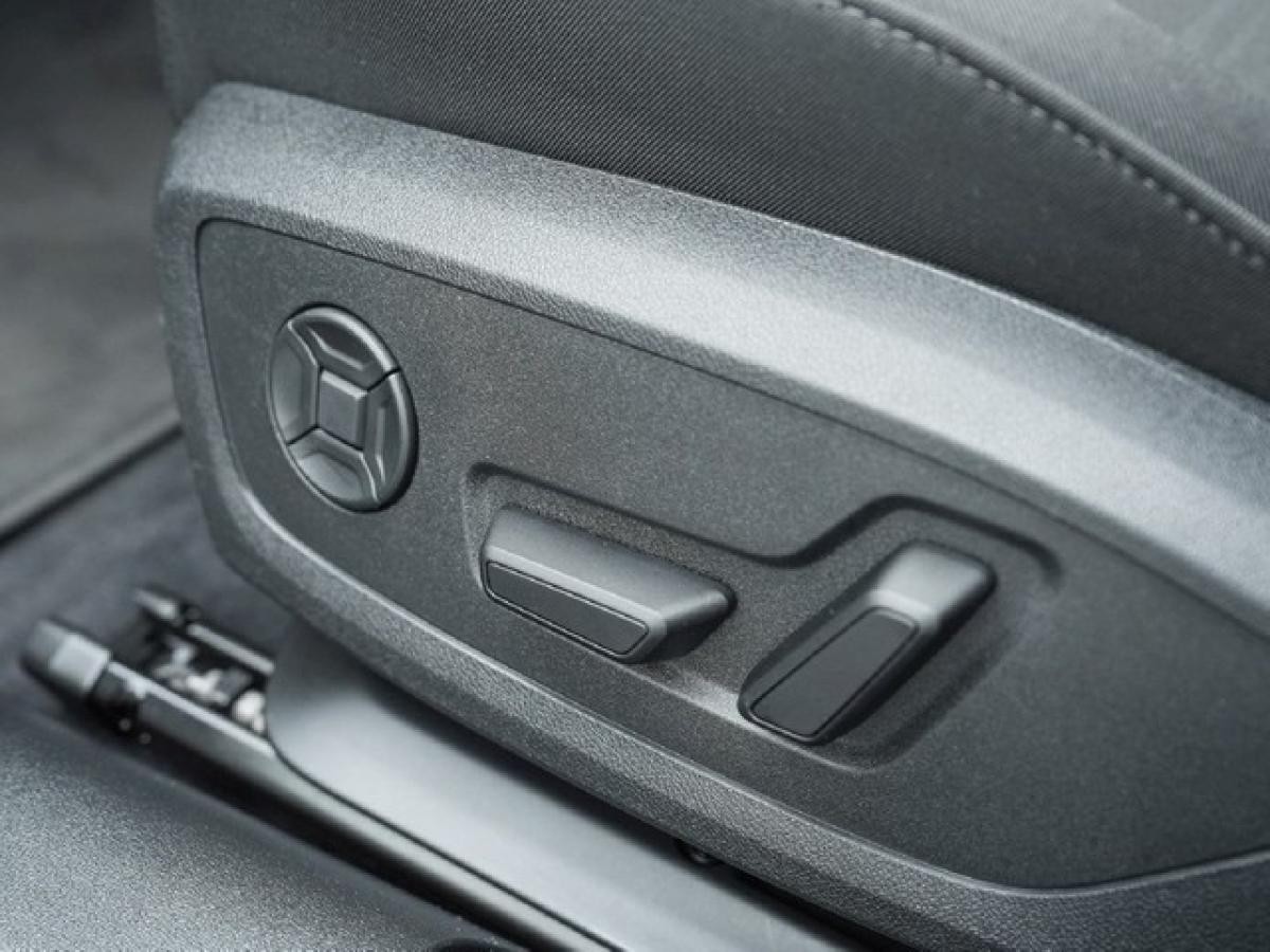 Audi A5 Avant 2.0 TFSI Kamera Sportsitze ACC Business