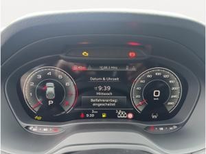 Audi Q2 S line 40 TFSI quattro 190 PS MatrixLED Klimapaket Kamera Schwarz plus