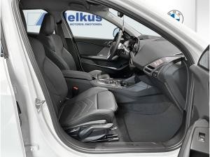 BMW 120 M Design - Lenkradheizung - Anhängerkupplung  - BMW Niere Iconic Glow