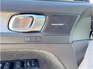 Volvo XC40 B3 DKG PLUS DARK - Pixel - 360 - Sofort lieferbar!