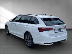 Skoda Octavia Skoda Octavia Combi IV 2.0 TDI DSG Tour *GEWERBE*SOFORT* l AHK l ACC l MATRIX l KESSY l 2x PDC l NAV