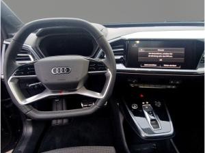 Audi Q4 e-tron 45 S-Line 21 AHK HuD NAVI PANO RFK WÄPU