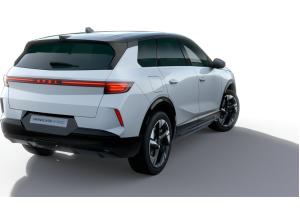 Opel Grandland Plug-In Hybrid 143 kW eDCT GS *Panorama-Glasdach*Komfort-Paket*Anhängerkupplung*Nappa-Leder*