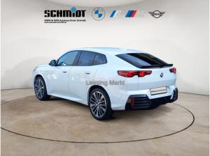 BMW X2 xDrive20d M Sport / NP=63.280,-/ AHK / Harman