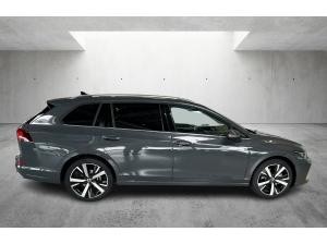 Volkswagen Golf Variant Style 2,0 l TDI DSG *AHK*DCC*360*BUSINESS*18ZOLL*