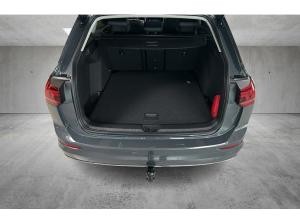 Volkswagen Golf Variant Style 2,0 l TDI DSG *AHK*DCC*360*BUSINESS*18ZOLL*