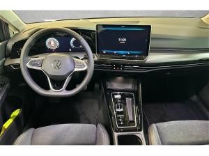 Volkswagen Golf Variant Style 2,0 l TDI DSG *AHK*DCC*360*BUSINESS*18ZOLL*