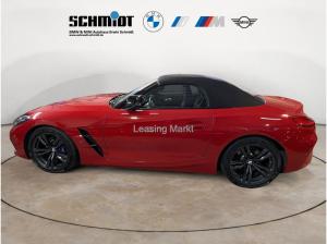 BMW Z4 M40i + Innovationspaket + ACC + RFK + Head-Up