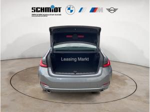 BMW 330 330e Limousine / NP= 71.050,- / Adapt. LED /