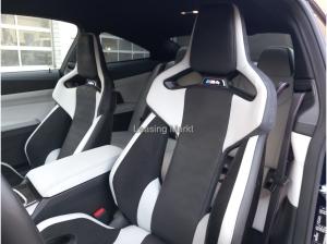 BMW M4 Competition M xDrive /NP=130.270,- / M Carbon