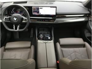 BMW 520 520i Touring M SPORT+STANDHZ+PANO+AHK+PAP+DAP+SITZBEL.
