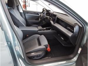 Volkswagen Passat Variant ELEGANCE 2.0TDI DSG 4M NP.74T ACC.5J-G.AHK.AREA-VIEW.NAVI.HARMAN.HUD