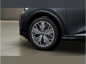 Audi Q5 TDI quattro S tronic S line Tech Pano AHK