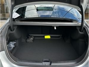 Mercedes-Benz E 200 AMG DigitalLight Distronic Pano AHK 360°-K