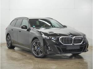 BMW i5 eDrive40 Touring/M-Sport/Pano./360°/B&W/Autobahn./Shz.hinten