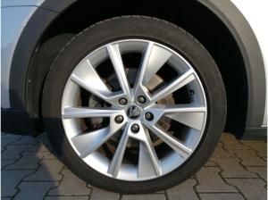Skoda Octavia Combi Scout 2.0 TSI 4x4 DSG Matrix ACC