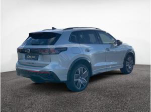 Volkswagen Tiguan R-Line*2.0TSI*DSG*4Motion*PANO*AHK*Winterreifen*LEDER*BLACK-STYLE*