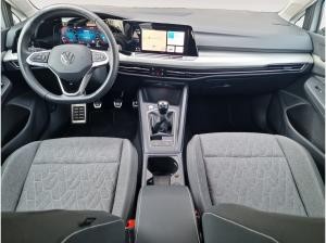 Volkswagen Golf VIII 1.5 TSI Move ACC AHK DynLicht