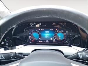Volkswagen Golf VIII 1.5 TSI Move ACC AHK DynLicht