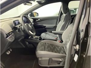 Volkswagen ID.4 Pure Performance 125 kW LED+NAV+ACC+SHZ
