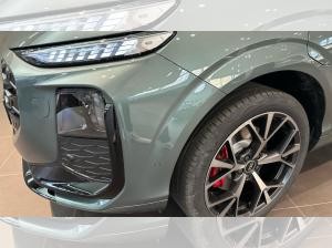 Audi Q3 SUV e-hybrid S tronic