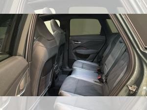 Audi Q3 SUV e-hybrid S tronic