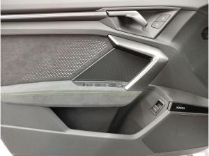 Audi RS3 Sportback S tronic MatrixLED HuD Massage