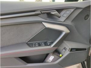 Audi RS3 RS 3 Sportback RS-Exterieurpaket, 280 km/h, RS-Schalensitze, Panoramad., Assistenz-Paket, Sport-Abga