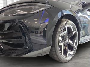 Volkswagen Passat R-Line 2,0 l TDI SCR 110 kW (150 PS) 7-Gang-Doppelkupplungsgetriebe DSG