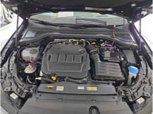 Volkswagen Passat R-Line 2,0 l TDI SCR 110 kW (150 PS) 7-Gang-Doppelkupplungsgetriebe DSG