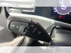 Volkswagen Passat R-Line 2,0 l TDI SCR 110 kW (150 PS) 7-Gang-Doppelkupplungsgetriebe DSG