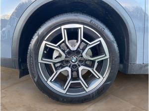 BMW X2 sDrive20d Premium Paket Panorama 19Zoll