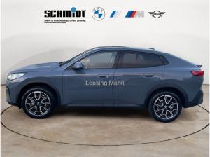 BMW X2 sDrive20d Premium Paket Panorama 19Zoll