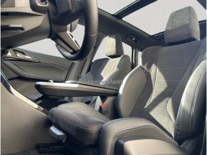 BMW 230 223i xDrive Active Tourer / NP= 62.230,- / AHK /