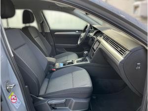 Volkswagen Passat Variant Conceptline 1.5TSI DSG/ Navi, LED